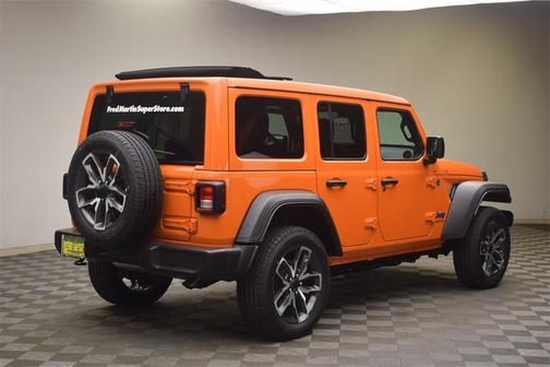 2025 Jeep Wrangler 4xe Sport