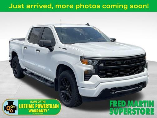 Summit White 2024 Chevrolet Silverado 1500 Custom