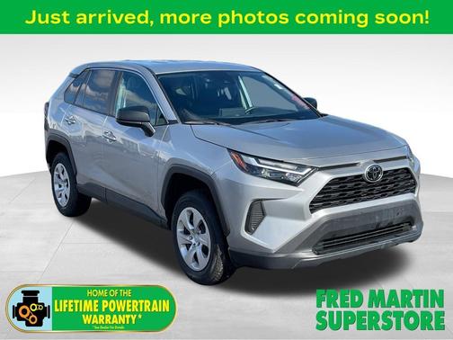 2024 Toyota RAV4 LE
