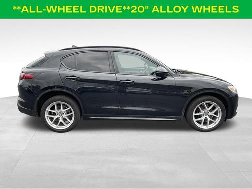 Vulcano Black Metallic 2018 Alfa Romeo Stelvio Ti