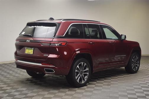 2025 Jeep Grand Cherokee Overland