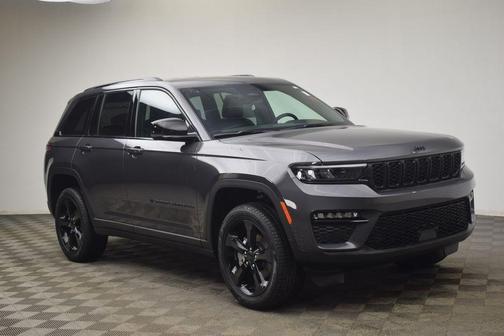 Metallic 2025 Jeep Grand Cherokee Limited
