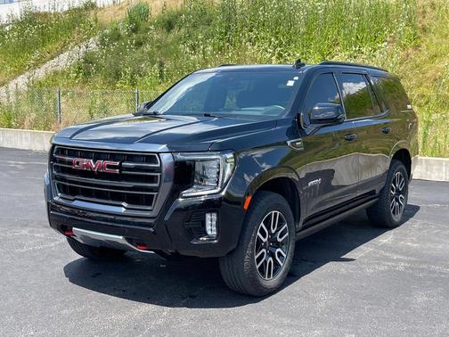 2023 GMC Yukon AT4