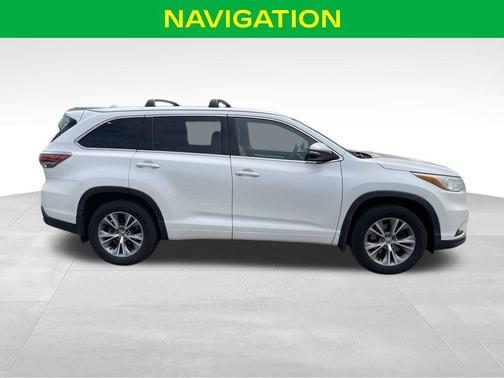 Blizzard Pearl 2015 Toyota Highlander XLE