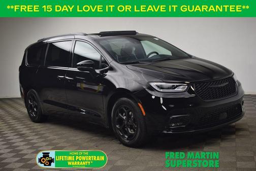 2024 Chrysler Pacifica Hybrid Select