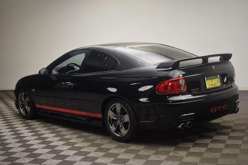 2005 Pontiac GTO 