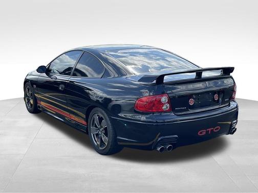 2005 Pontiac GTO 