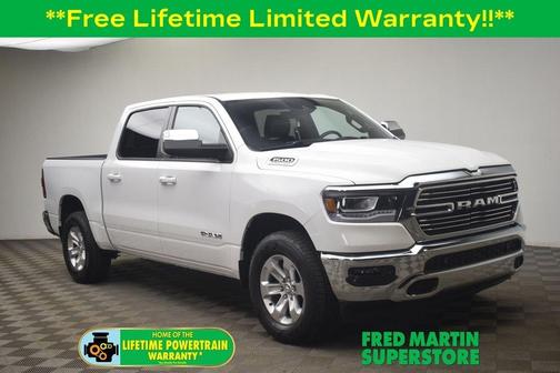 Bright White Clearcoat 2024 RAM 1500 Laramie
