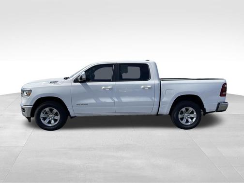 Bright White Clearcoat 2024 RAM 1500 Laramie