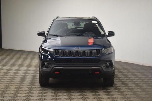 Fathom Blue Pearlcoat 2026 Jeep Compass Trailhawk