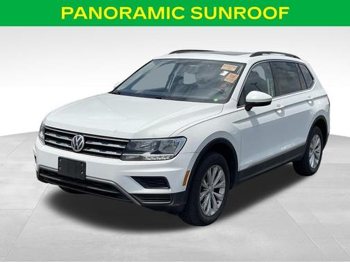 Pure White 2018 Volkswagen Tiguan 2.0T SE