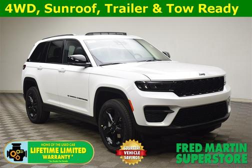 2025 Jeep Grand Cherokee Laredo