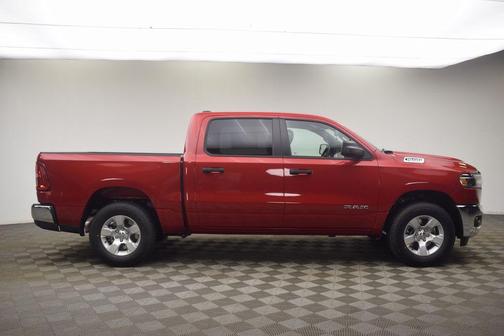 Molten Red Pearlcoat 2026 RAM 1500 Big Horn/Lone Star