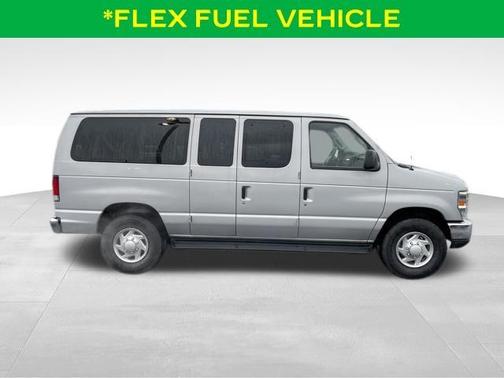 2014 Ford E350 Super Duty XLT