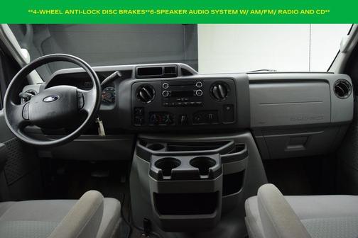 2014 Ford E350 Super Duty XLT