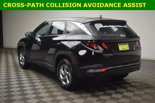2022 Hyundai TUCSON SE