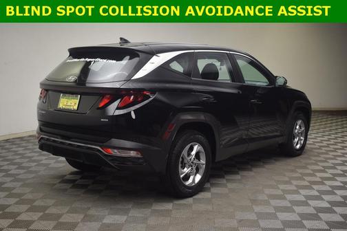 2022 Hyundai TUCSON SE