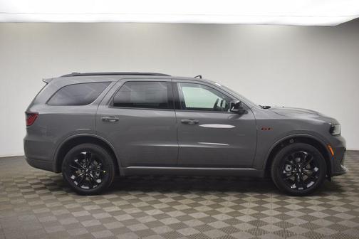 Destroyer Gray Clearcoat 2026 Dodge Durango GT
