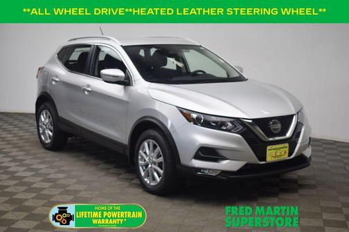 2022 Nissan Rogue Sport SV