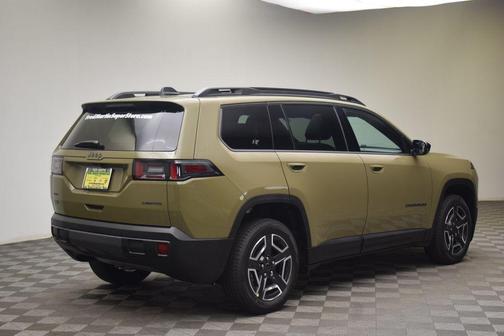 41 2026 Jeep Cherokee LAREDO/LIMITED