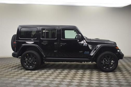 2025 Jeep Wrangler 4xe Sahara