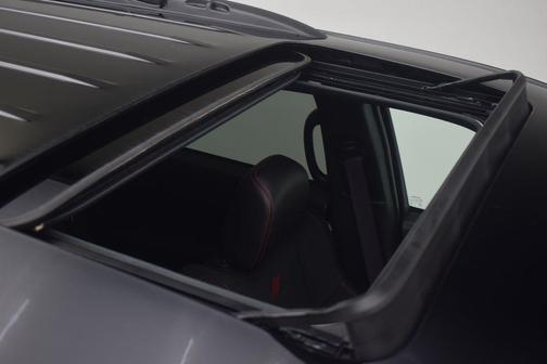 DB Black Crystal Clearcoat 2026 Dodge Durango GT Plus HEMI V8