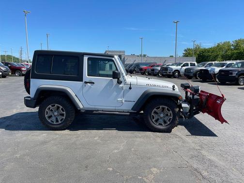 Bright White Clearcoat 2017 Jeep Wrangler Rubicon