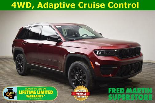 2025 Jeep Grand Cherokee Laredo