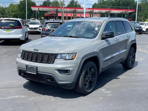 2019 Jeep Grand Cherokee Laredo