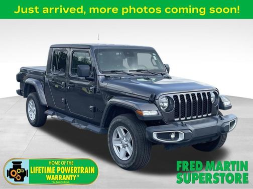 Granite Crystal Clearcoat Metallic 2022 Jeep Gladiator Sport