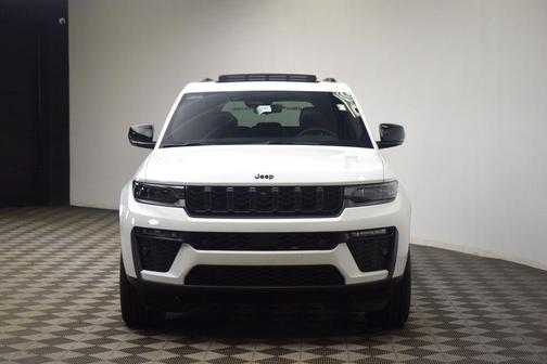 Bright White Clearcoat 2026 Jeep Grand Cherokee Sport