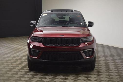 Velvet Red Pearlcoat 2025 Jeep Grand Cherokee Limited