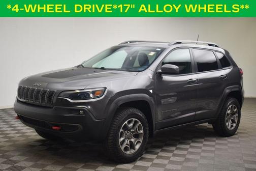 Granite Crystal Clearcoat Metallic 2020 Jeep Cherokee Trailhawk