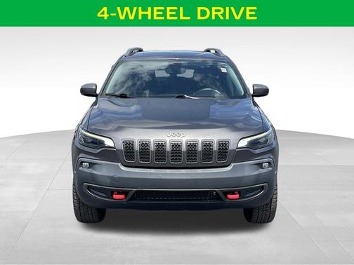 Granite Crystal Clearcoat Metallic 2020 Jeep Cherokee Trailhawk