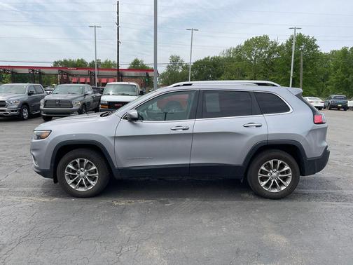 Billet Silver Metallic Clearcoat 2019 Jeep Cherokee Latitude Plus