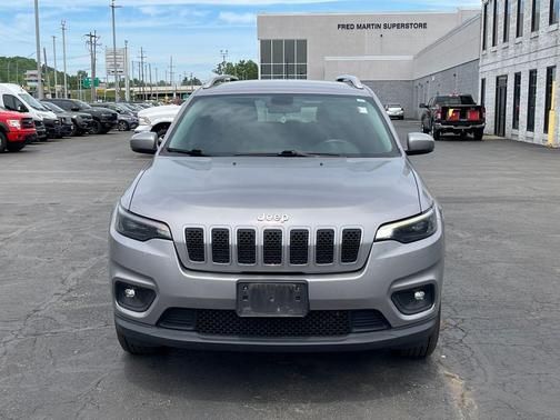 Billet Silver Metallic Clearcoat 2019 Jeep Cherokee Latitude Plus