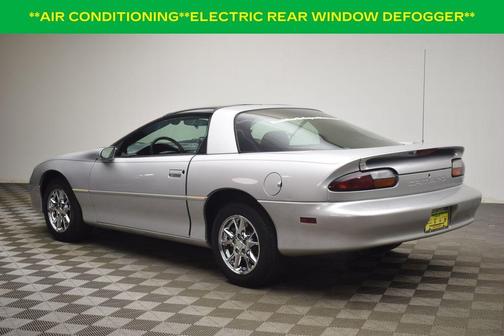 2002 Chevrolet Camaro 