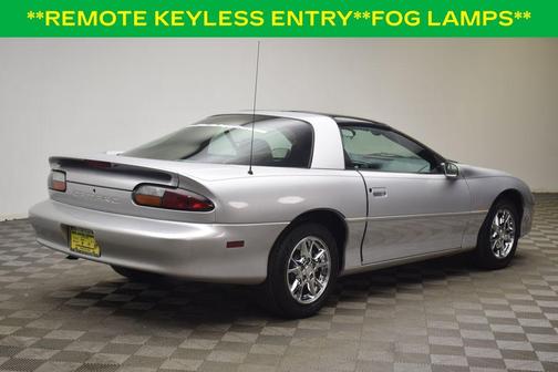 2002 Chevrolet Camaro 