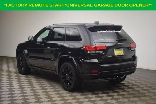 Diamond Black 2021 Jeep Grand Cherokee Laredo X