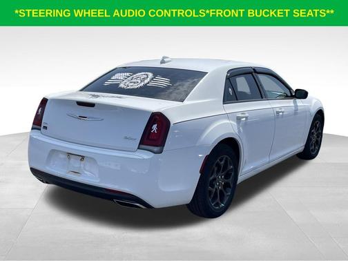 Bright White Clearcoat 2019 Chrysler 300 Touring