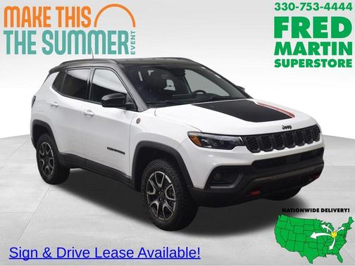Bright White Clearcoat 2026 Jeep Compass Trailhawk
