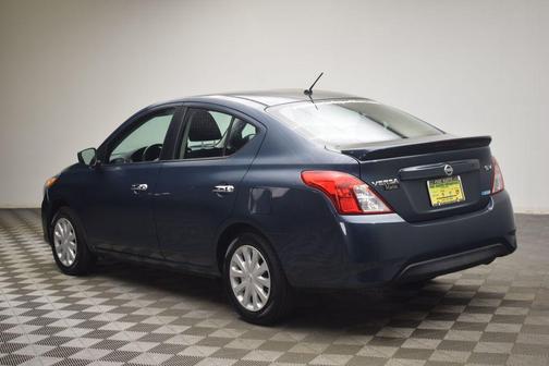 2016 Nissan Versa 1.6 SV