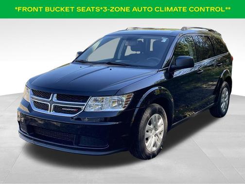 Pitch Black Clearcoat 2016 Dodge Journey SE