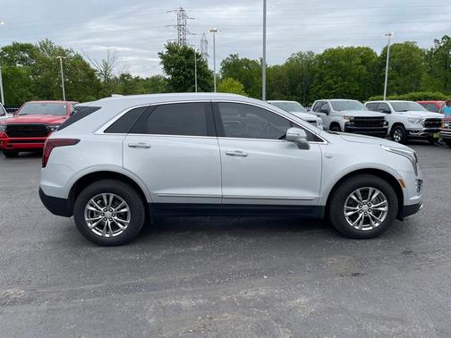 2020 Cadillac XT5 Premium Luxury