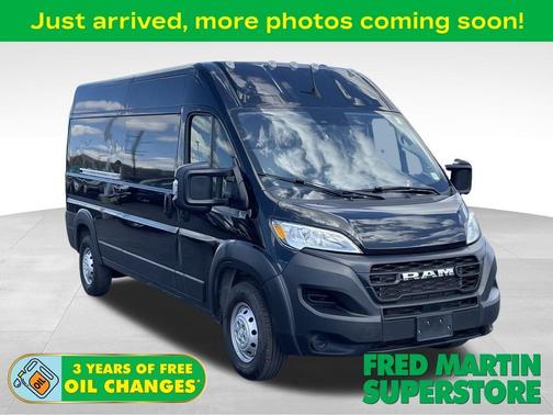 Black Clearcoat 2023 RAM ProMaster 2500 High Roof