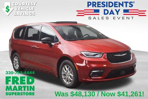 2026 Chrysler Pacifica Select