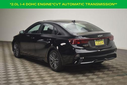 Aurora Black Pearl 2023 Kia Forte GT-Line