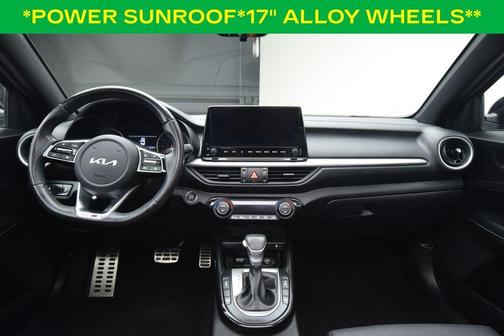Aurora Black Pearl 2023 Kia Forte GT-Line