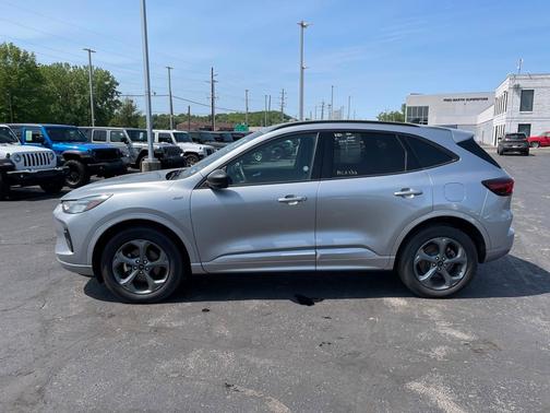 2024 Ford Escape ST-Line