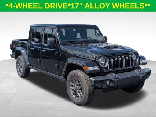 Black Clearcoat 2026 Jeep Gladiator Sport